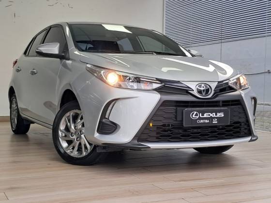 TOYOTA YARIS 1.5 16V FLEX XS CONNECT MULTIDRIVE TOYOTA YARIS 1.5 16V FLEX XS CONNECT MULTIDRIVE